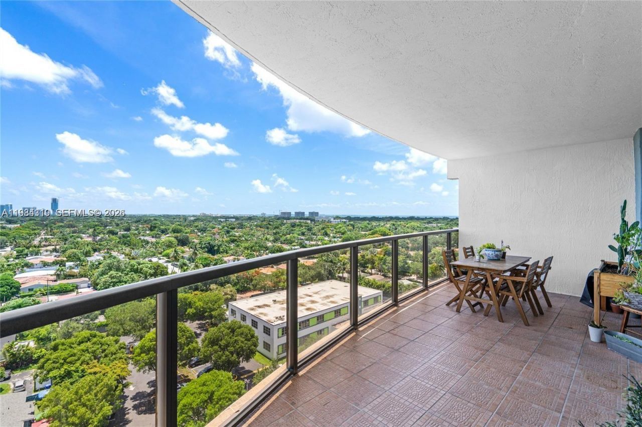 2301 SW 27th Ave , Unit 1203, Miami, FL 33145 Photo