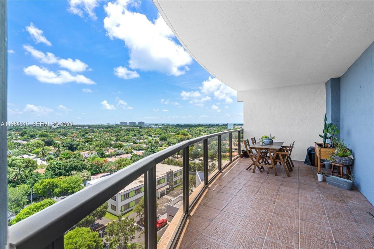 2301 SW 27th Ave , Unit 1203, Miami, FL 33145 Photo