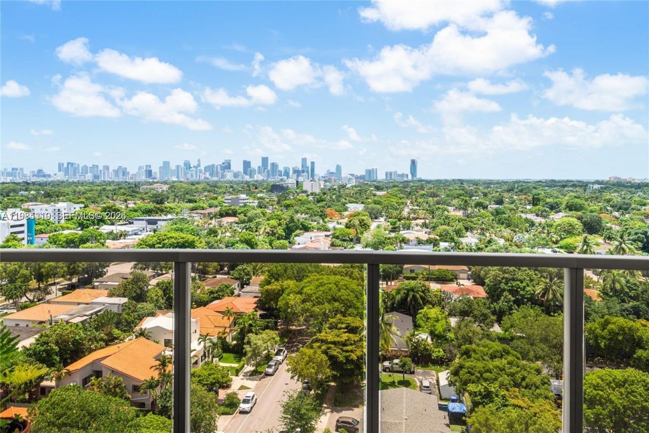 2301 SW 27th Ave , Unit 1203, Miami, FL 33145 Photo