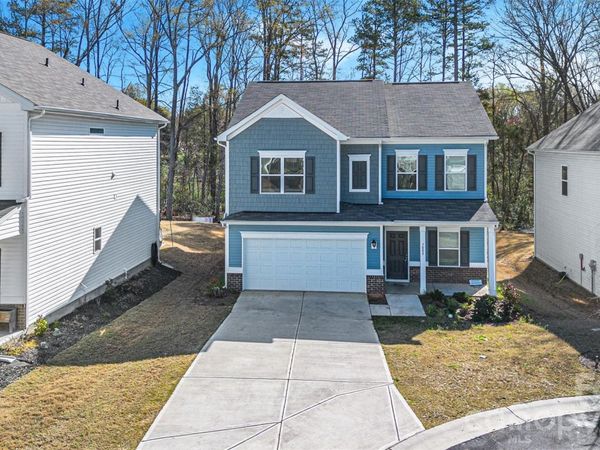 7008 Amberhouse Drive, Charlotte, NC 28212