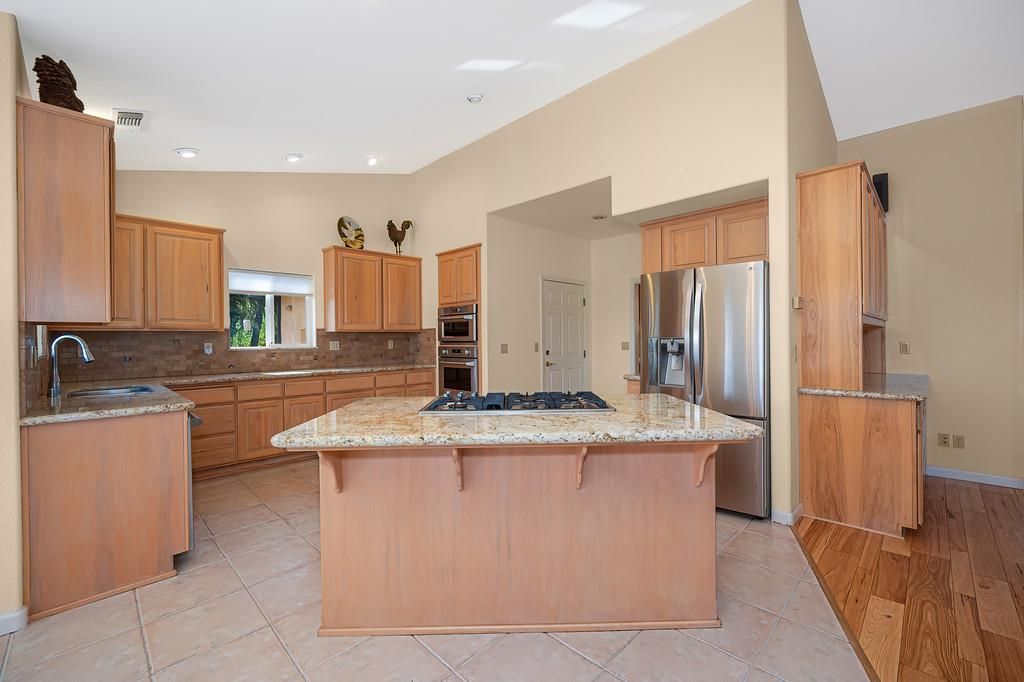 2065 Hotchkiss Ct, Cool, CA 95614 Photo