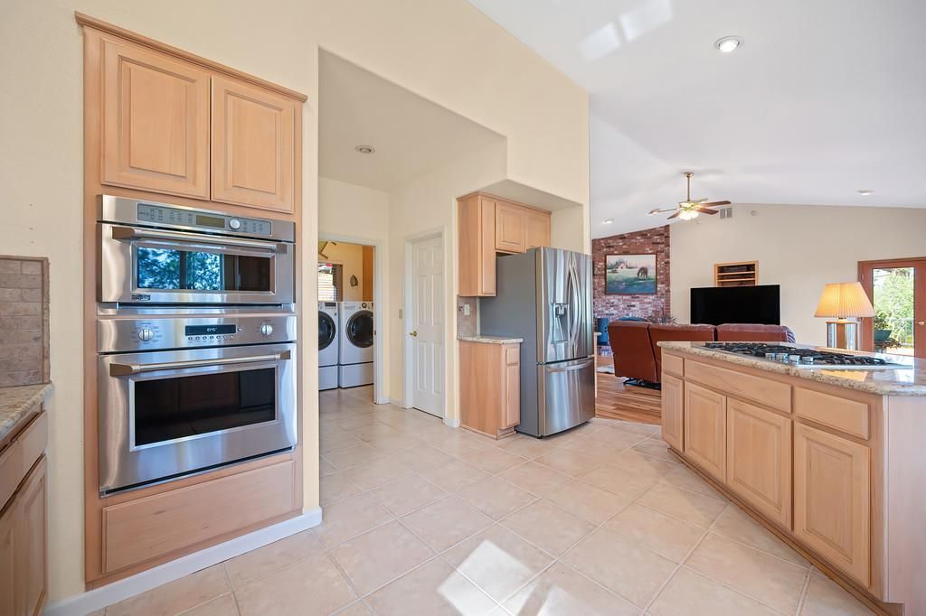 2065 Hotchkiss Ct, Cool, CA 95614 Photo