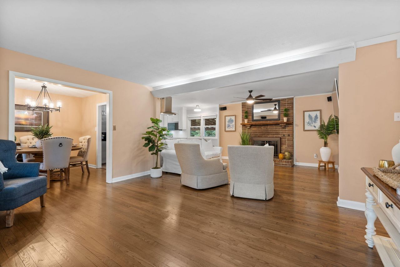 102 Edisto Drive Photo 4