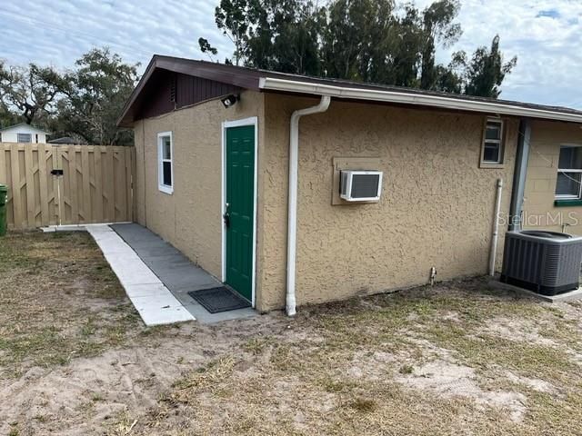 50 Midwest Parkway, Sarasota, FL 34232 Photo