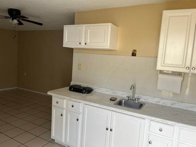 50 Midwest Parkway, Sarasota, FL 34232 Photo