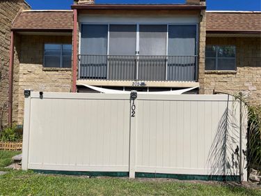 2837 NE 3RD STREET, Unit 102, OCALA, FL 34470