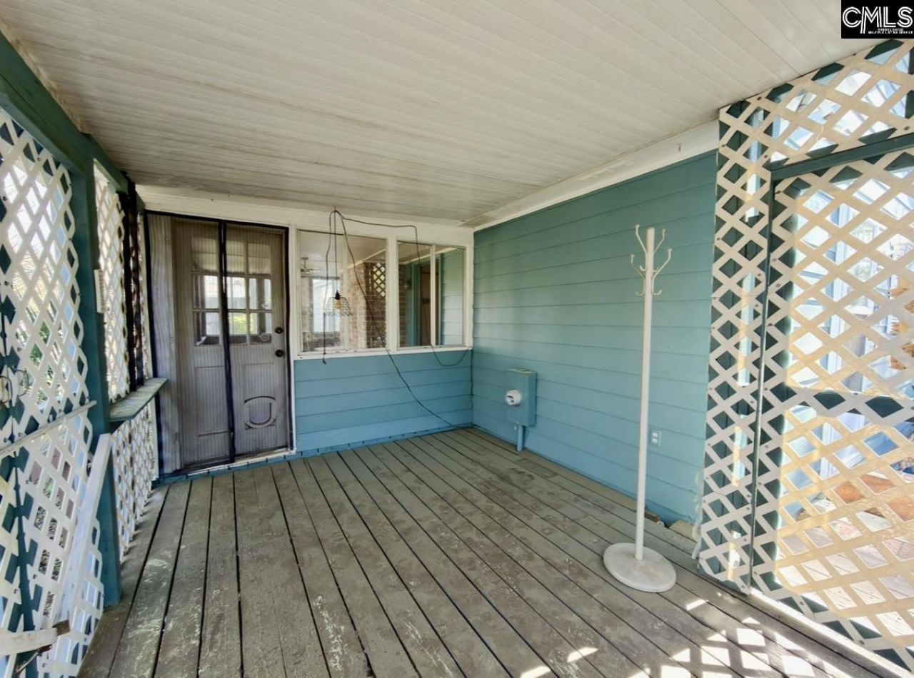 217 S Shields Road Photo 12