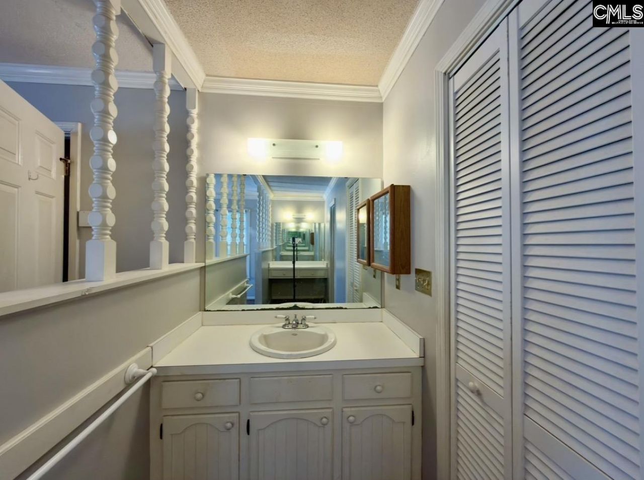 217 S Shields Road Photo 21