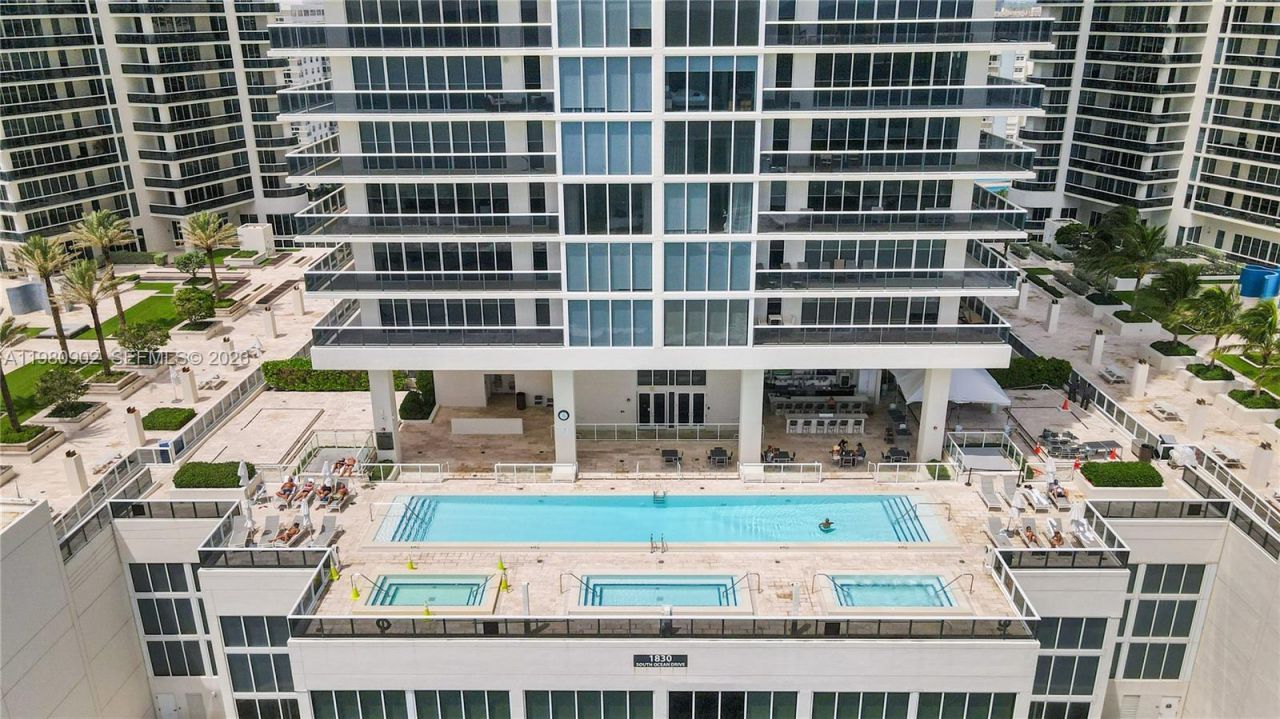 1800 S Ocean Dr , Unit 1601, Hallandale Beach, FL 33009 Photo