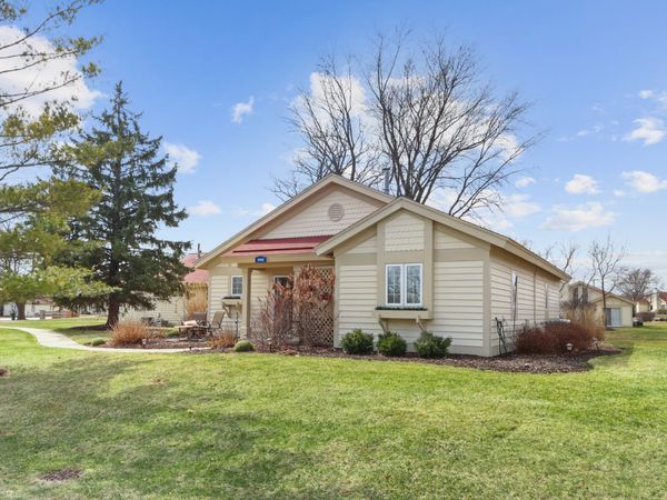 1755 Cottage Drive, Unit 7-16, Lake Geneva, WI 53147