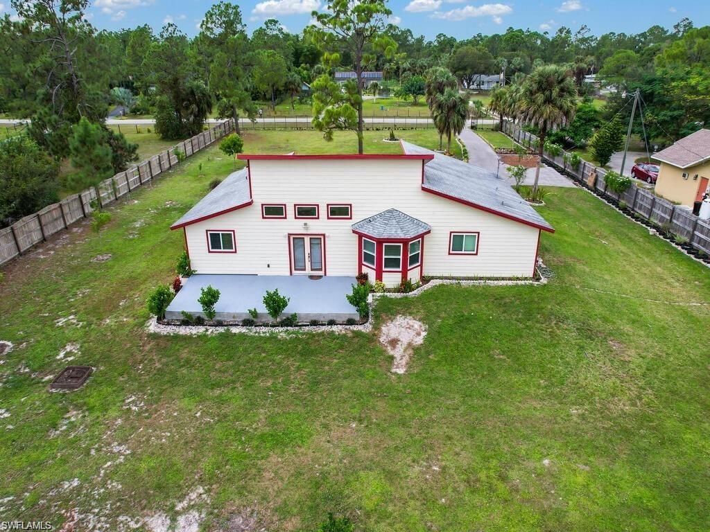 260 12th St Se, Naples, FL 34117 Photo