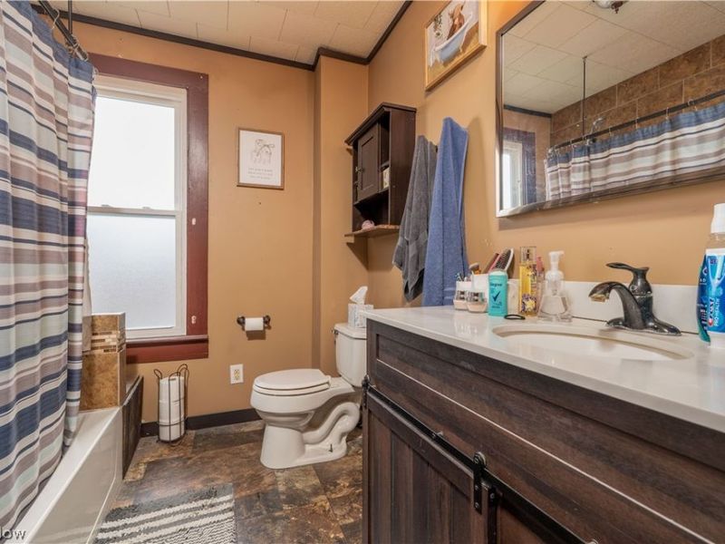 214 Poplar Street, Dover, OH 44622 Photo 13