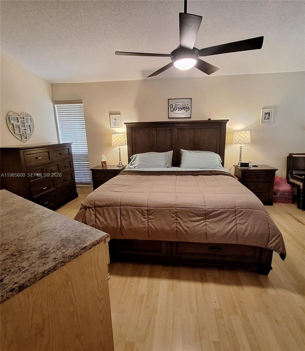 2102 NW 193rd Ave, Pembroke Pines, FL 33029 Photo