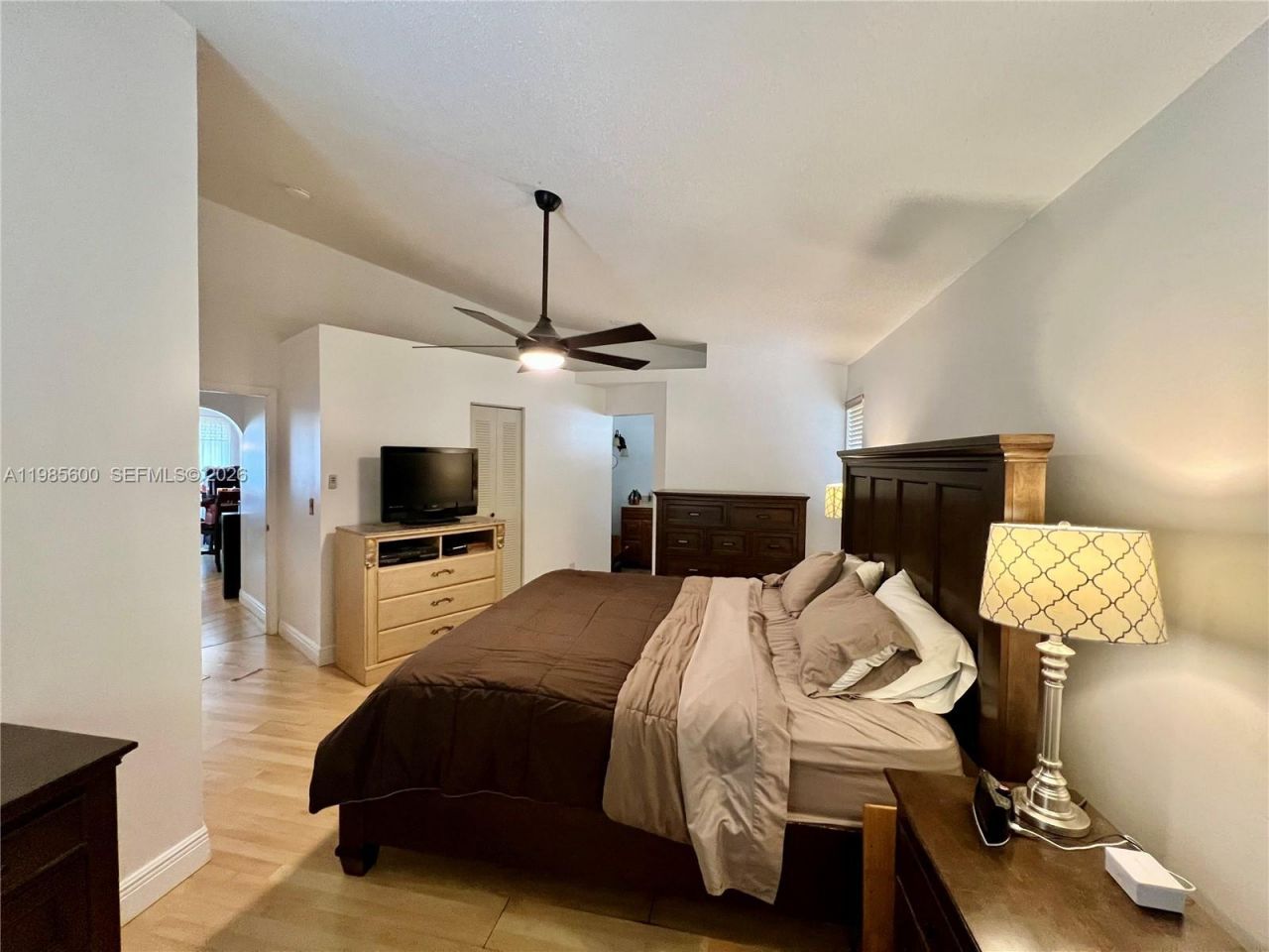 2102 NW 193rd Ave, Pembroke Pines, FL 33029 Photo