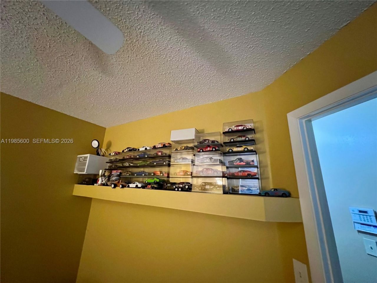 2102 NW 193rd Ave, Pembroke Pines, FL 33029 Photo