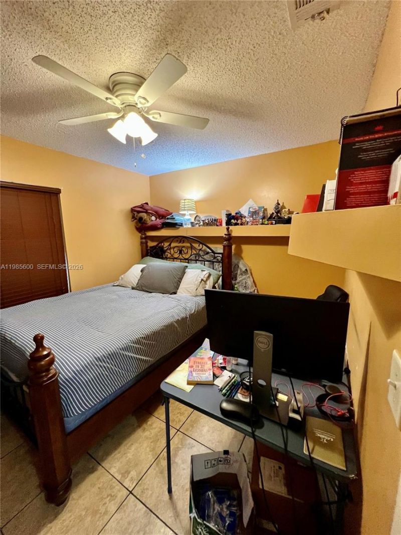 2102 NW 193rd Ave, Pembroke Pines, FL 33029 Photo