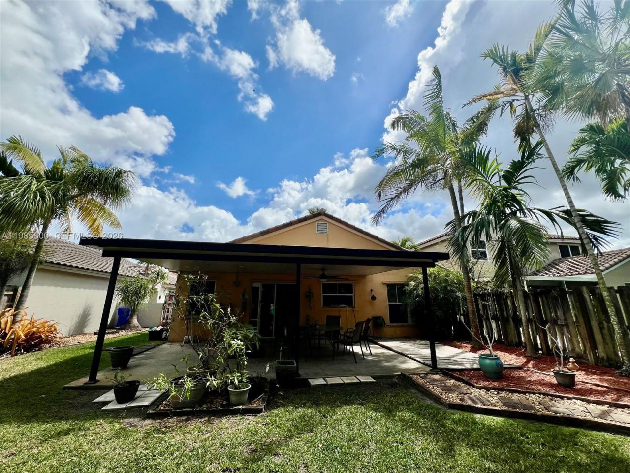 2102 NW 193rd Ave, Pembroke Pines, FL 33029 Photo