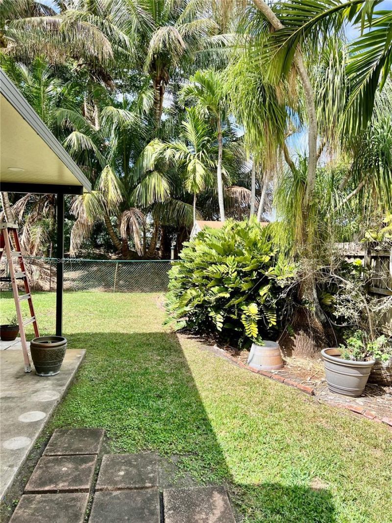 2102 NW 193rd Ave, Pembroke Pines, FL 33029 Photo