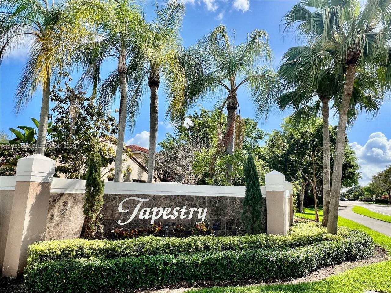 2102 NW 193rd Ave, Pembroke Pines, FL 33029 Photo