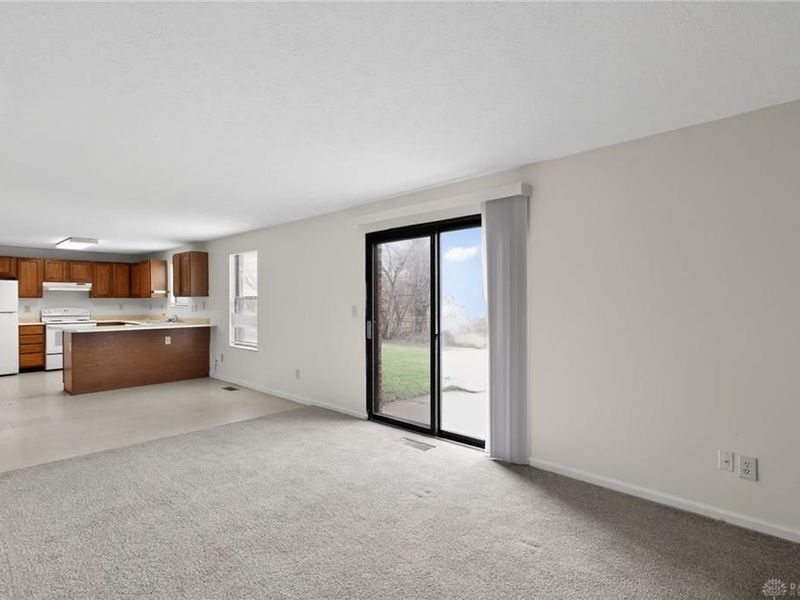 5202 Old Troy Pike, Dayton, OH 45424 Photo 13