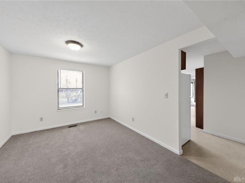 5202 Old Troy Pike, Dayton, OH 45424 Photo 6