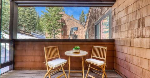 11569 Snowpeak Way, Truckee, CA 96161 Photo