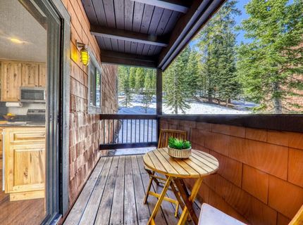 11569 Snowpeak Way, Truckee, CA 96161 Photo