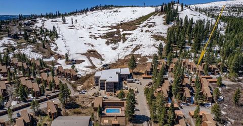 11569 Snowpeak Way, Truckee, CA 96161 Photo