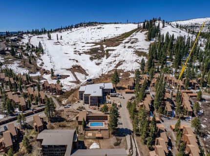 11569 Snowpeak Way, Truckee, CA 96161 Photo