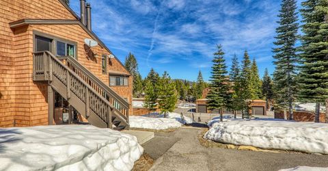 11569 Snowpeak Way, Truckee, CA 96161 Photo