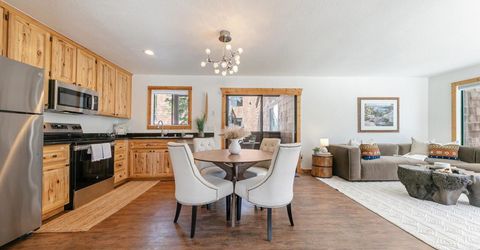 11569 Snowpeak Way, Truckee, CA 96161 Photo