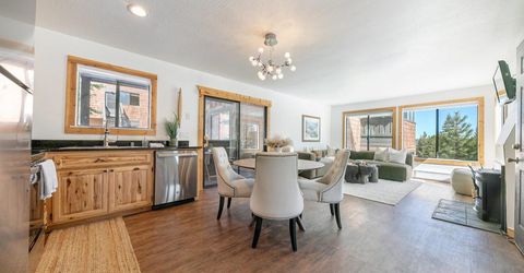 11569 Snowpeak Way, Truckee, CA 96161 Photo