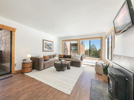 11569 Snowpeak Way, Truckee, CA 96161 Photo