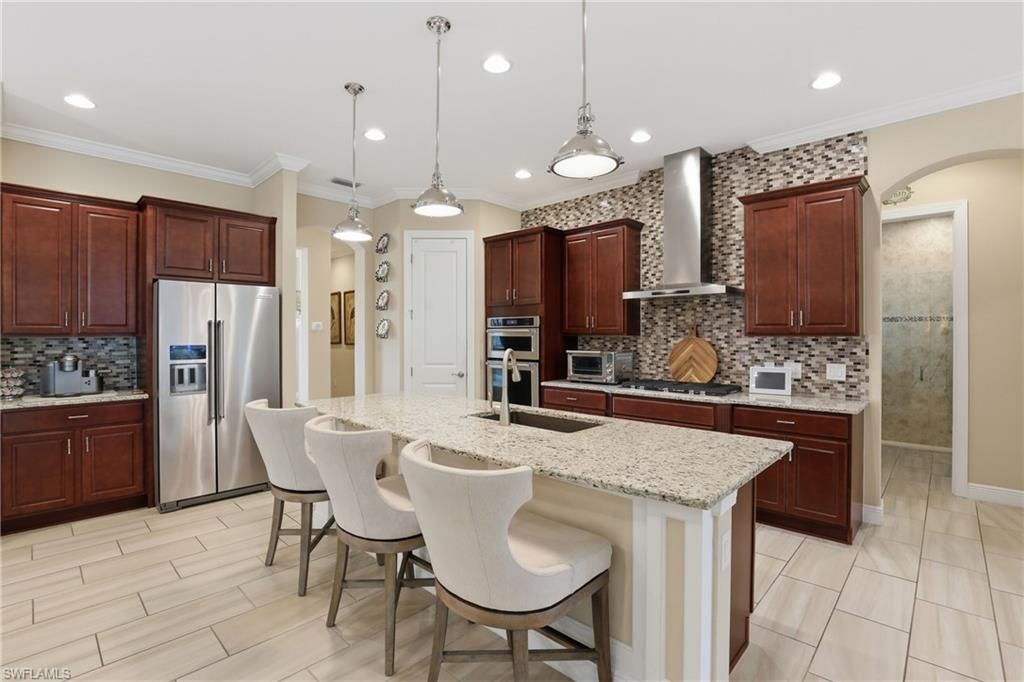 2303 Somerset Pl, Naples, FL 34120 Photo
