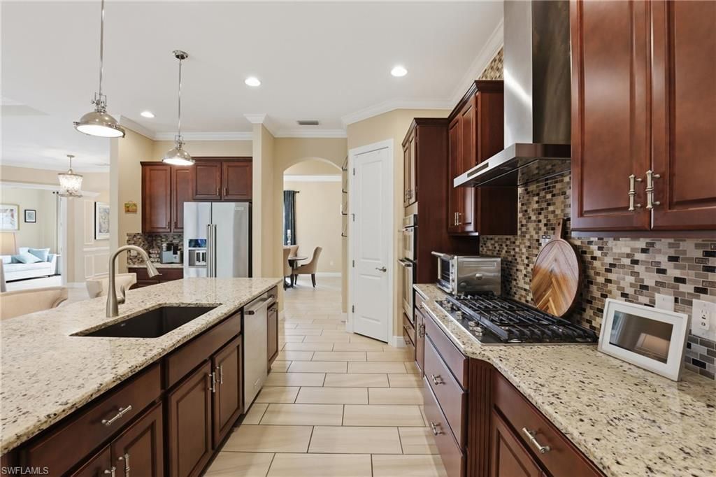 2303 Somerset Pl , Naples, FL 34120 Photo