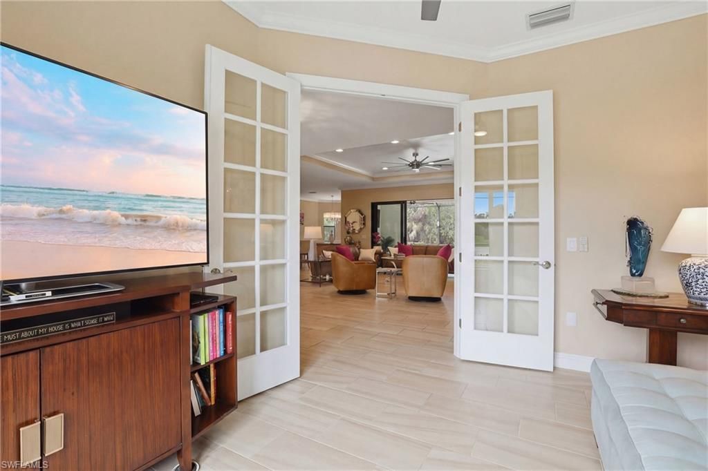 2303 Somerset Pl, Naples, FL 34120 Photo