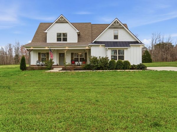 1166 Carney Winters Rd, Ashland City, TN 37015