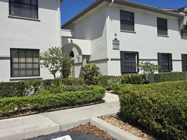 5139 Floria Way, Unit G, Boynton Beach, FL 33437