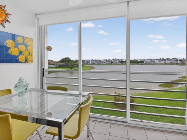 3085 E Exeter E, Unit 3085, Boca Raton, FL 33434