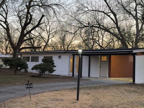 8406 January Avenue , Berkeley, MO 63134