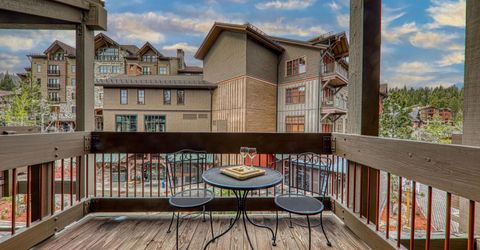 2000 North Village Drive, Truckee, CA 96161 Photo