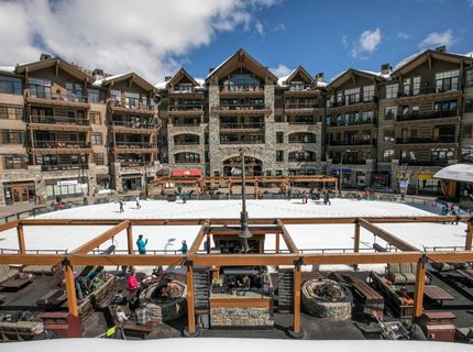 2000 North Village Drive, Truckee, CA 96161 Photo