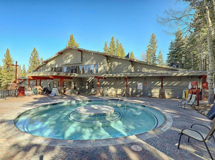2000 North Village Drive, Truckee, CA 96161 Photo