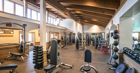 2000 North Village Drive, Truckee, CA 96161 Photo