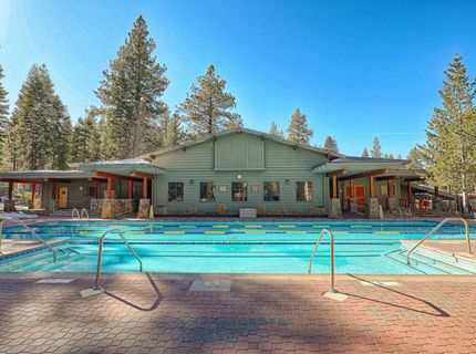 2000 North Village Drive, Truckee, CA 96161 Photo