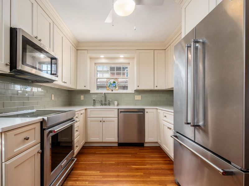 2151 Fairfax Road, Columbus, OH 43221 Photo 11