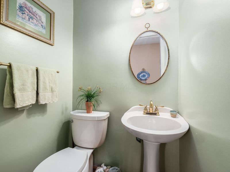 2151 Fairfax Road, Columbus, OH 43221 Photo 15