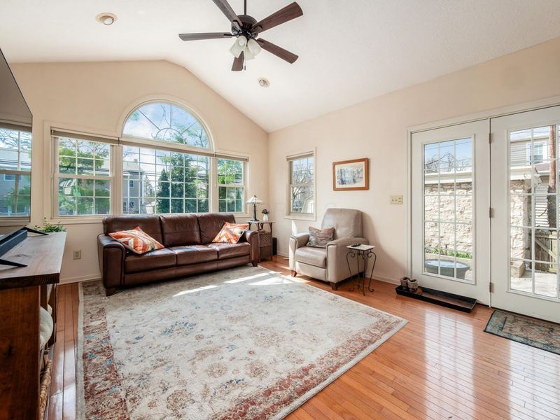 2151 Fairfax Road, Columbus, OH 43221 Photo 16