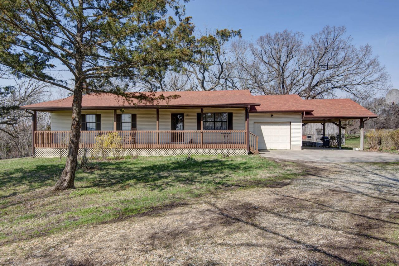 295 Woodstock Road, Elkland, MO 65644 Main Photo