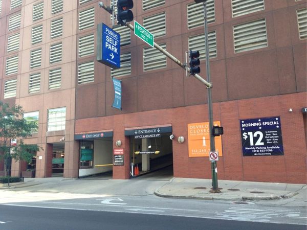 505 E Illinois Street , Chicago, IL 60611